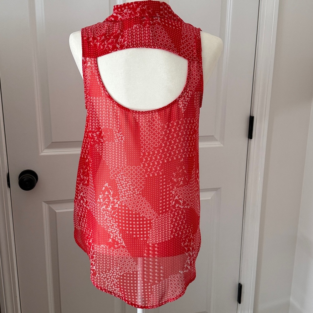 Sheer Red Sleeveless Blouse Sz s - Picture 3 of 4